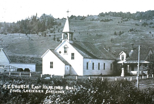 Première église catholique construite au village d’East Hereford en 1907
