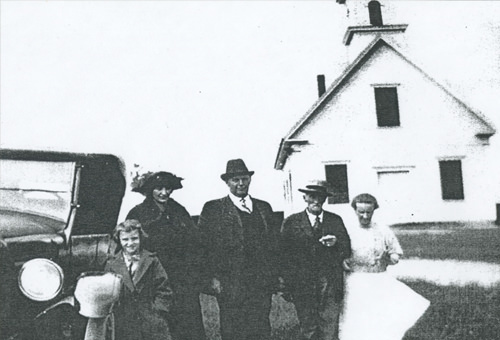 (reproduction interdite) Église Christian Adventist Hall Stream (Route 253) 1920 Photo tirée du livre de Suzan Zizza Turn of the Twentieth